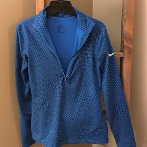 Brand new Nike pull over